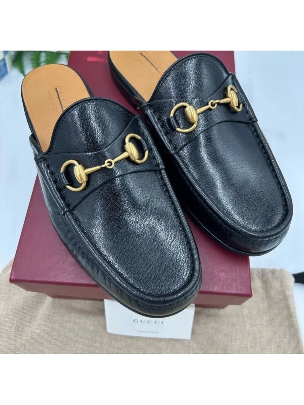 Men’s Gucci horse bit ROOS slip on loafers size 8, made in Italy